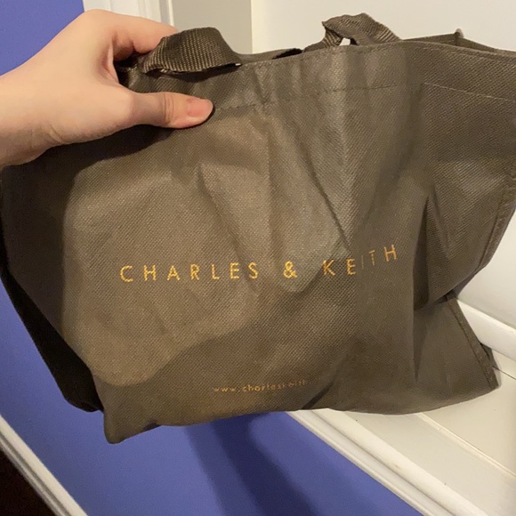 Charles & Keith crossbody - Picture 6 of 6